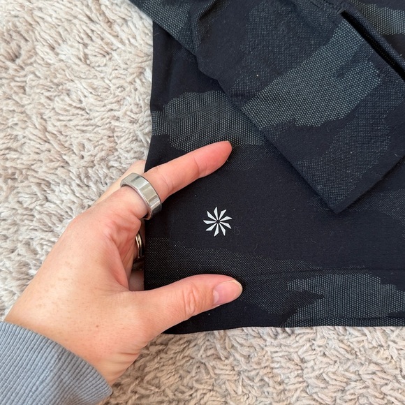 Athleta Speedlight Camo Top - Picture 3 of 7